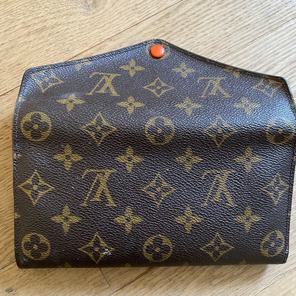 Louis Vuitton Josephine Wallet NM Monogram - Picture 12 of 14